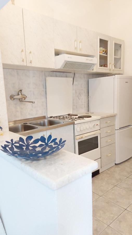 Apartment Jerolima Dugi Rat Bagian luar foto