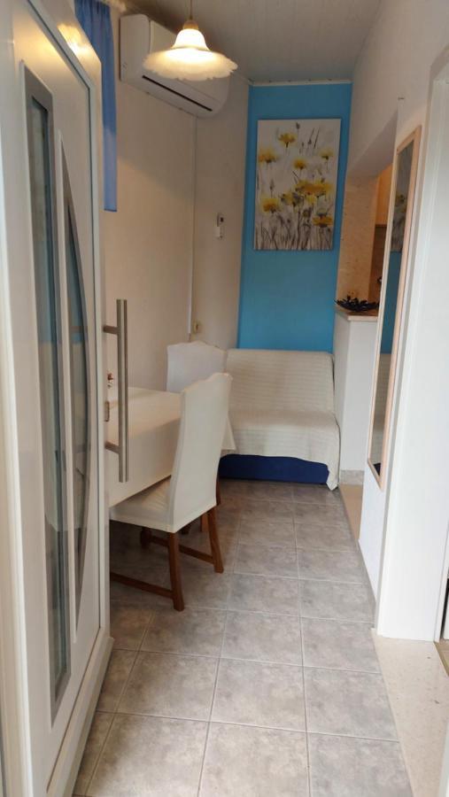 Apartment Jerolima Dugi Rat Bagian luar foto