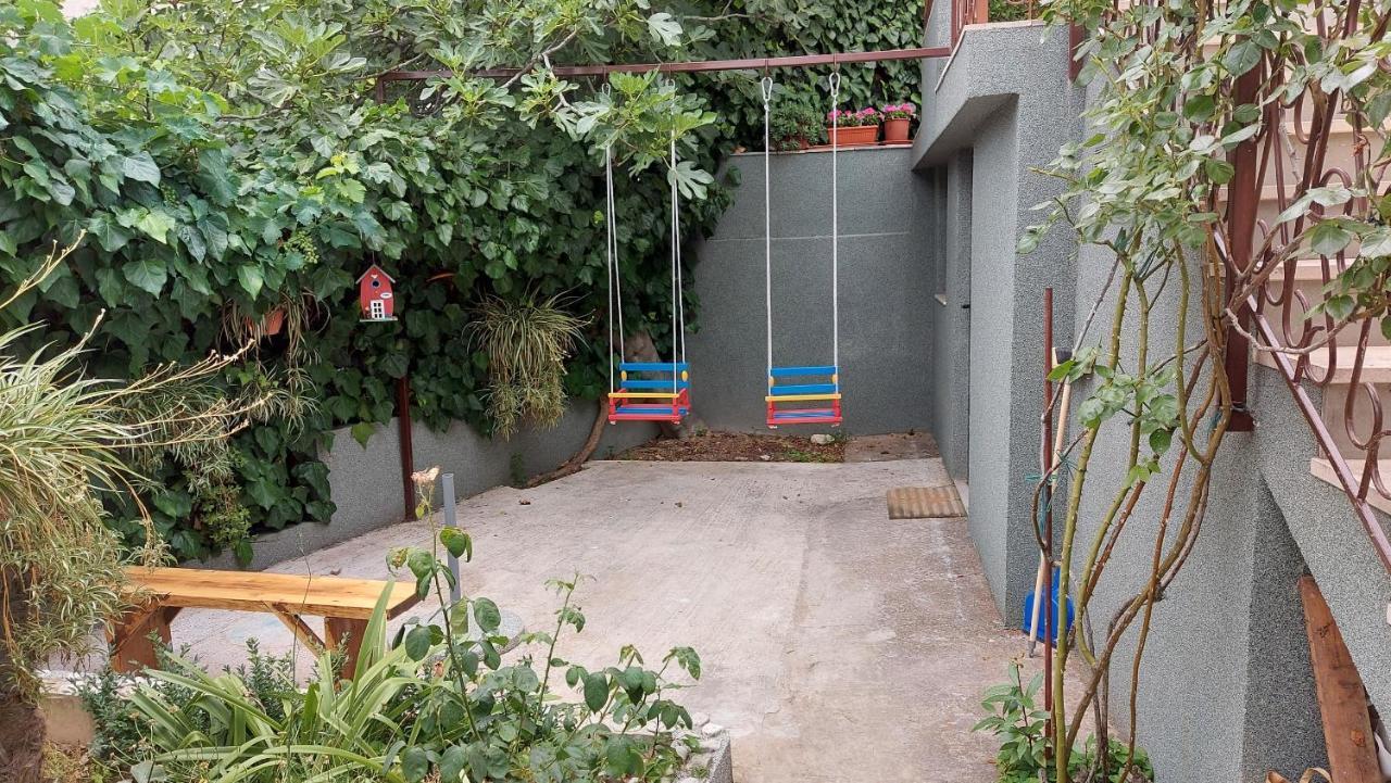 Apartment Jerolima Dugi Rat Bagian luar foto