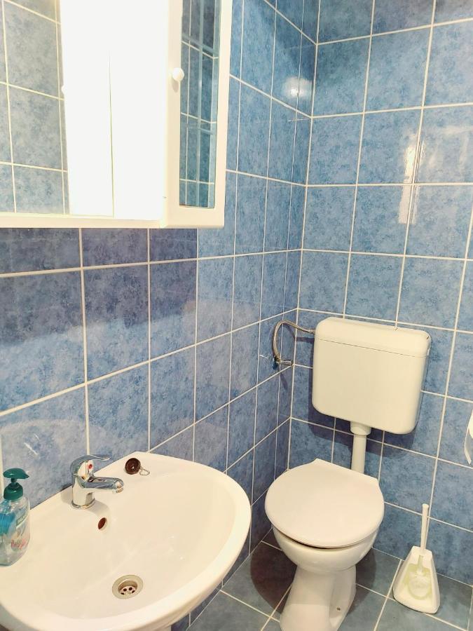 Apartment Jerolima Dugi Rat Bagian luar foto
