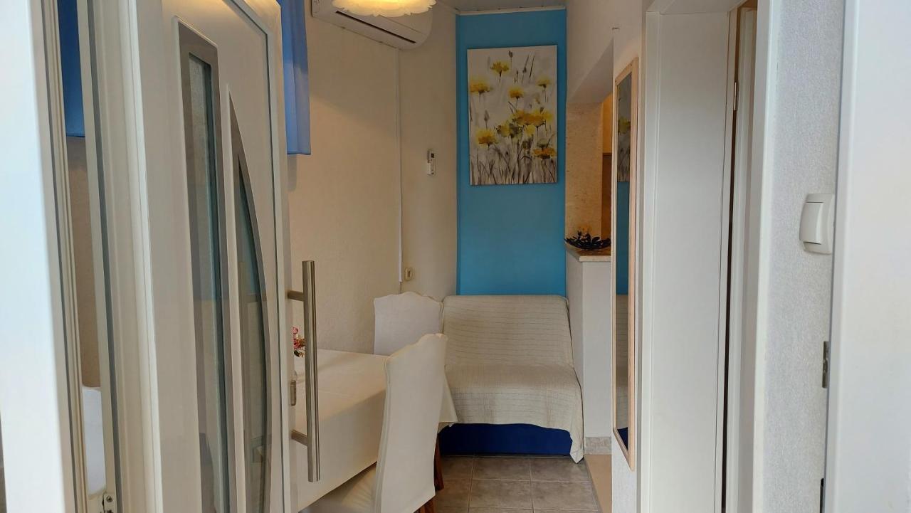 Apartment Jerolima Dugi Rat Bagian luar foto
